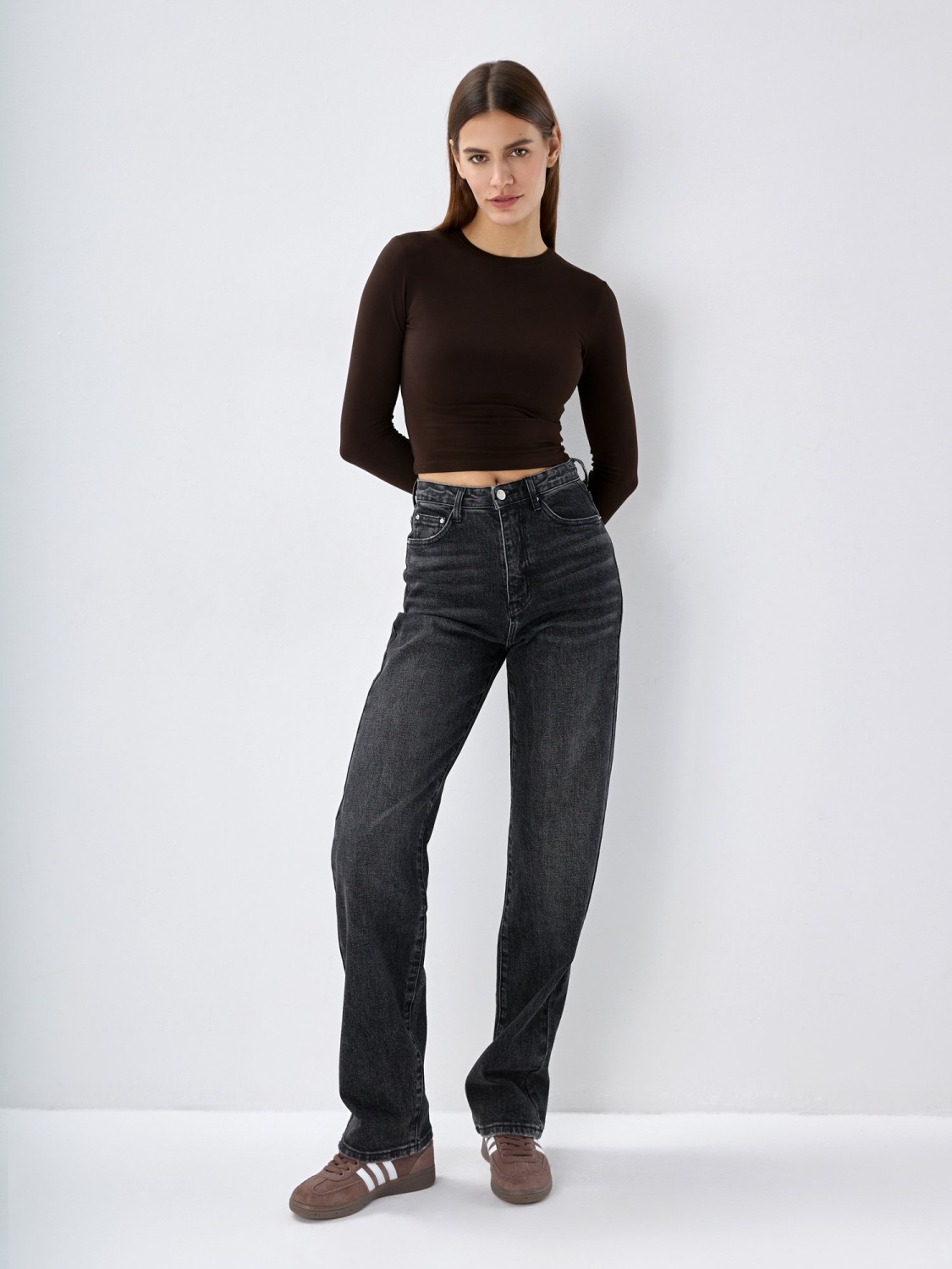 Джинсы STRAIGHT